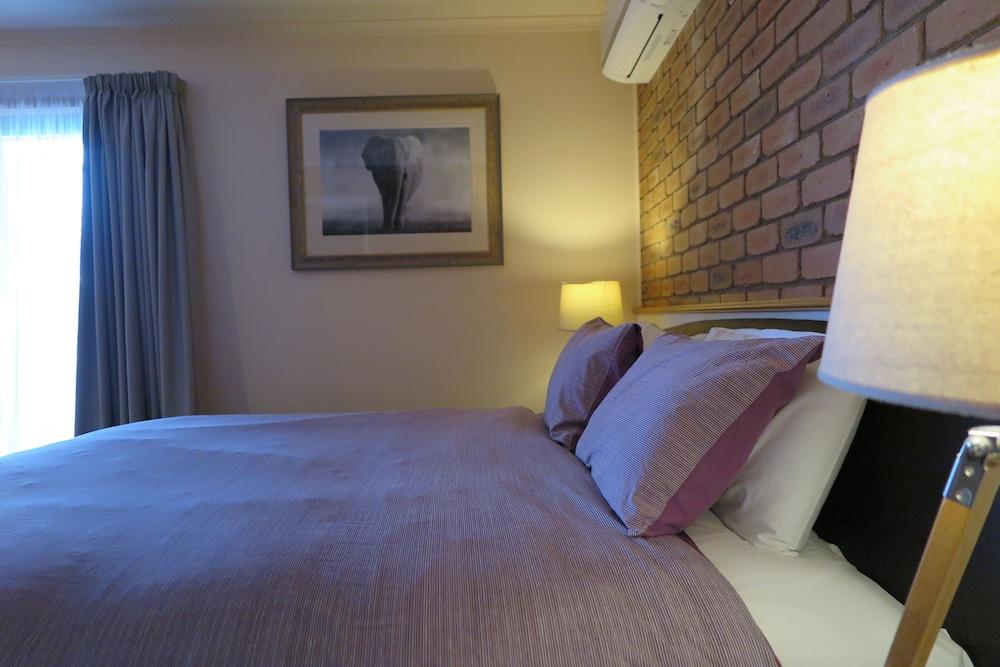 Summerhill Motor (adults Only) Motel 4*