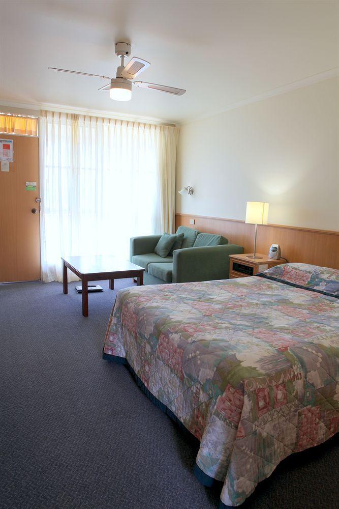 Summerhill Motor (adults Only) 4*