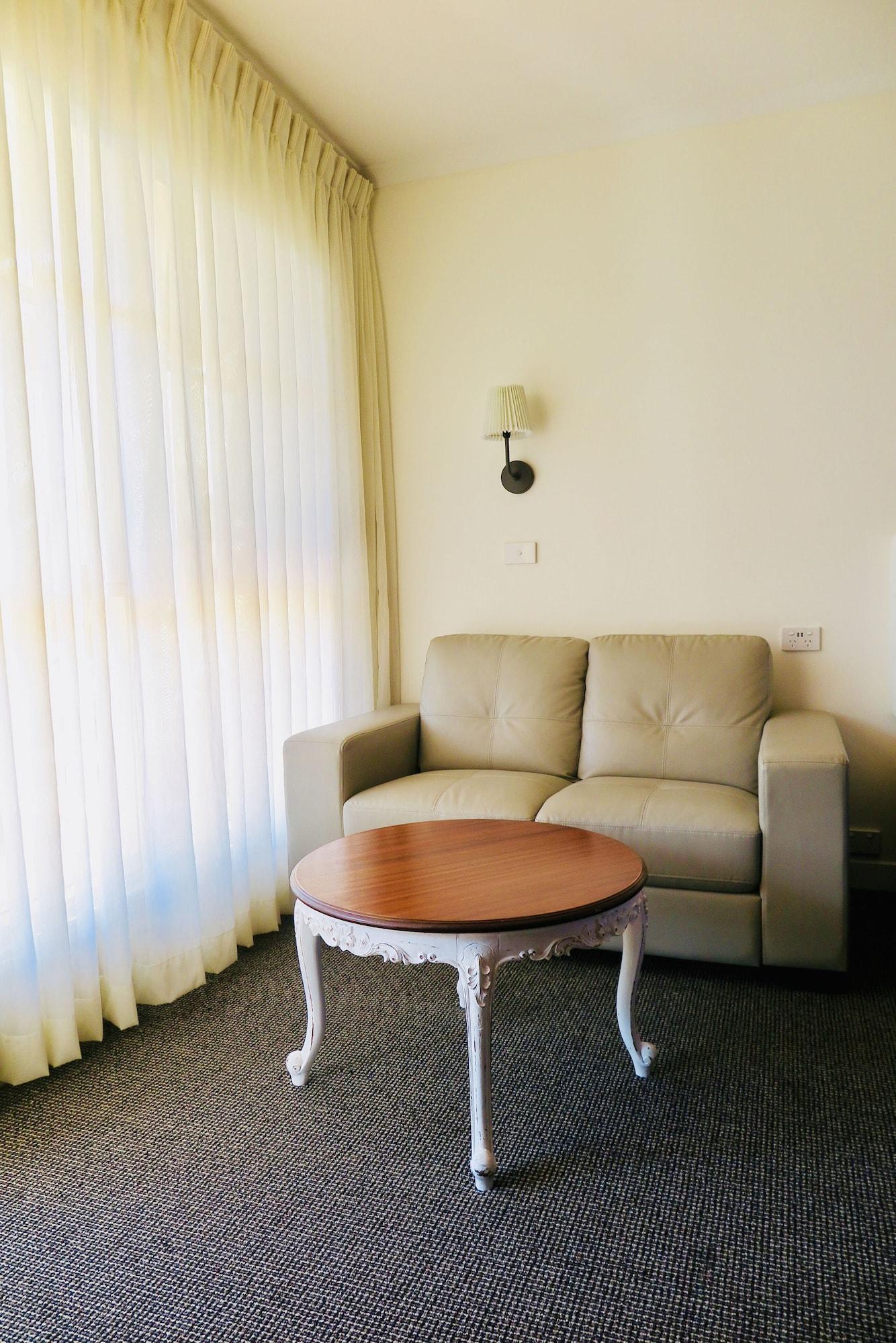 Summerhill Motor (adults Only) Merimbula