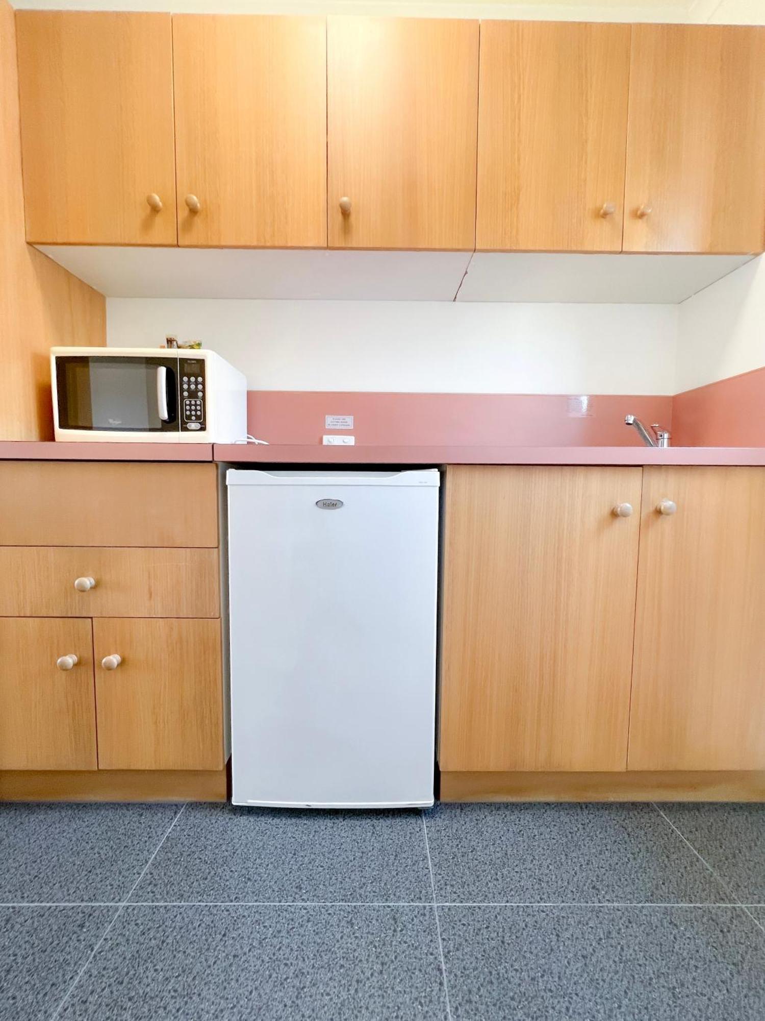 Summerhill Motor (adults Only) Motel 4*